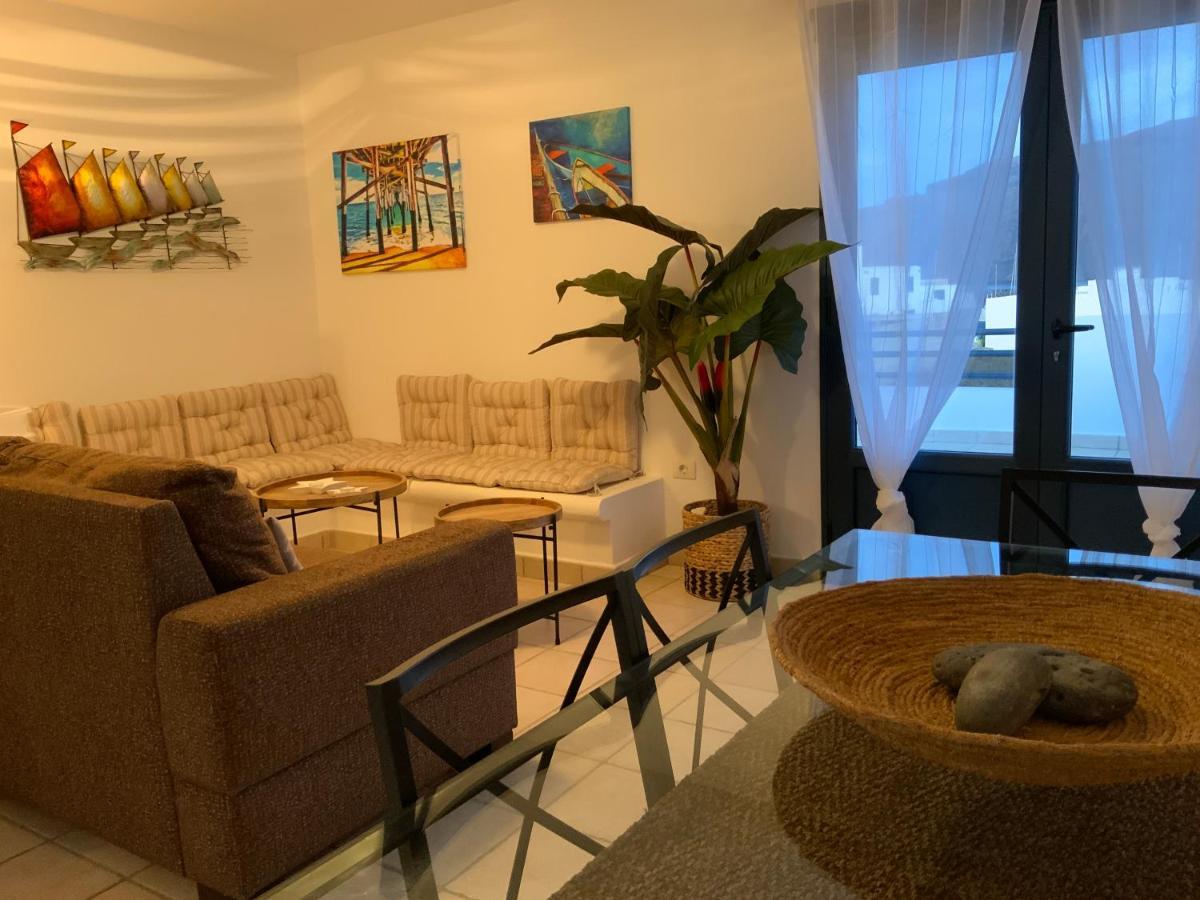 Calima Holiday House カレタ・デル・セボ エクステリア 写真